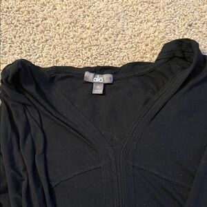 ALO VINTAGE Yoga Classic Black Long Sleeve Top